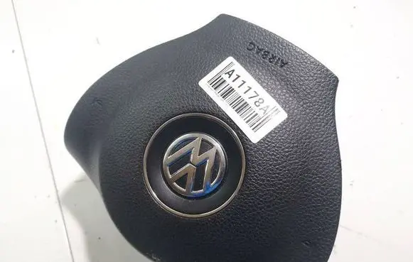 Volkswagen PASSAT CC Steering wheel airbag 3C8880201K
