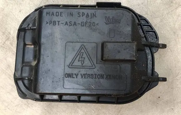 Seat Exeo (3R) Headlight/headlamp dust cover