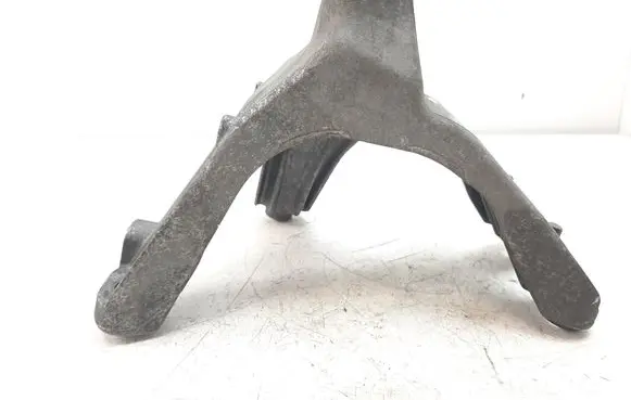 Audi A6 C7 Engine mounting bracket 8K0199308BE
