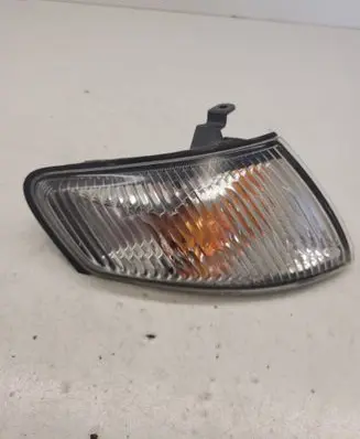 Mazda 626 Front indicator light 21061822