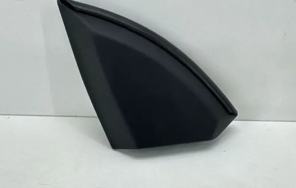 Nissan Leaf II (ZE1) Other front door trim element 802933NL0A