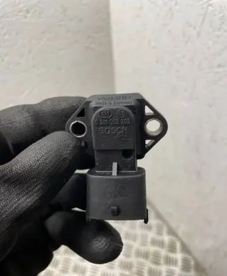 Chrysler Grand Voyager IV Air pressure sensor 0281002205 PA66GF30