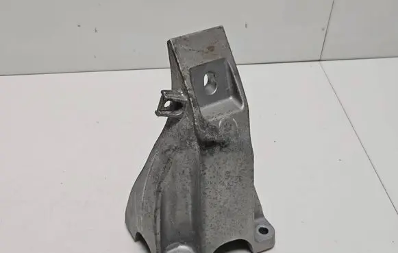 BMW X5M F85 Engine mounting bracket 6876287 21181210