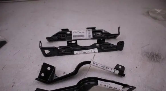 BMW 2 F22 F23 Radiator mount bracket Vnuexjkvsfjfg