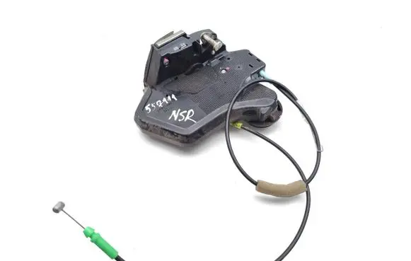 Toyota Hilux (AN10, AN20, AN30) Rear door lock 