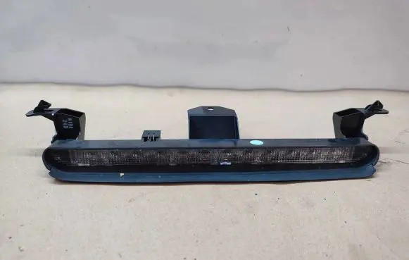 Volvo V70 Third/center stoplight 30678549