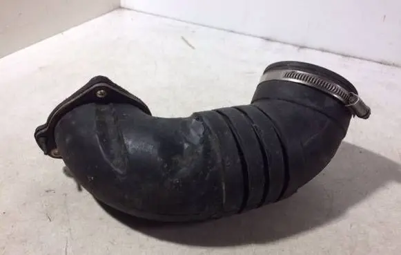Audi 100 S4 C4 Air intake duct part 074129627C