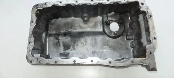 Volkswagen Golf V Oil sump