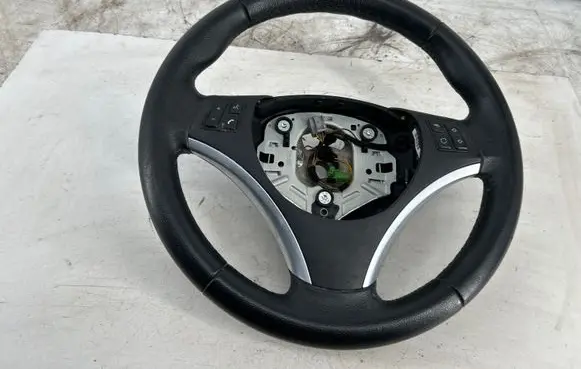 BMW 3 E90 E91 Steering wheel 6795574 3057364 305617099E06