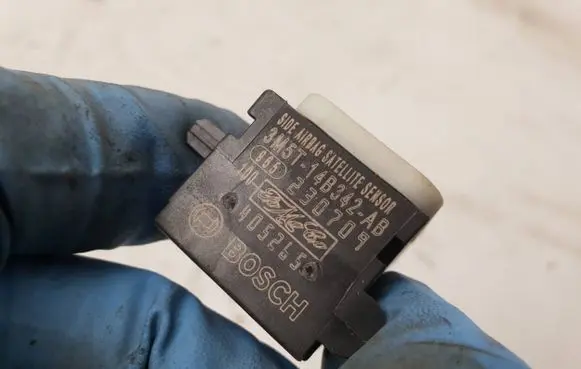 Land Rover Range Rover L322 Airbag deployment crash/impact sensor 3M5T14B342AB 230709 4052650