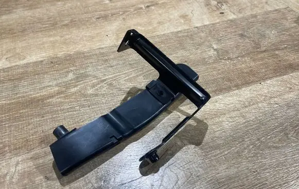 Land Rover Range Rover Velar Holder (bracket) J8A216C956AB