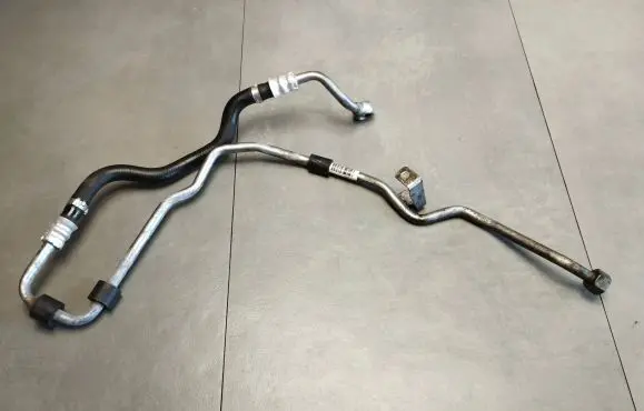BMW X5 F15 Active stabilizer tube/hose 6864437