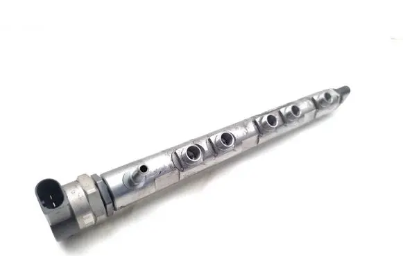 BMW 3 E90 E91 Fuel main line pipe 7809127 0445214182