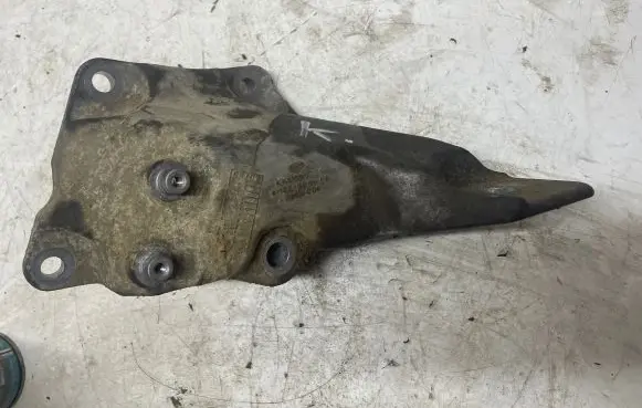 Land Rover Range Rover Sport L320 Engine mounting bracket 6H326061AB KKU500771 AIS19C03