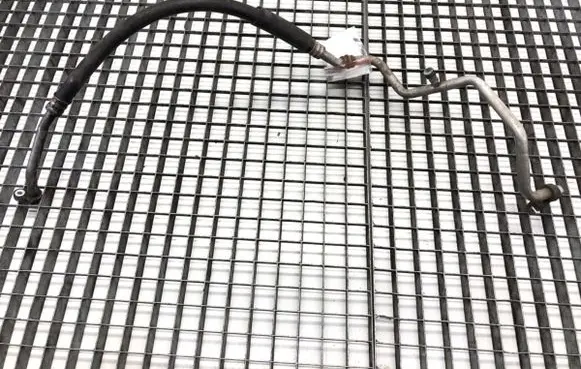Suzuki Swift I Air conditioning (A/C) pipe/hose 