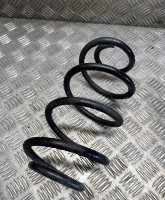 Mercedes-Benz CLA C117 X117 W117 Rear coil spring 