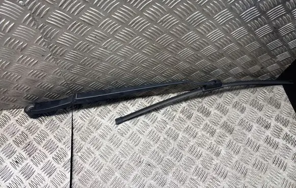 KIA Optima Front wiper blade arm