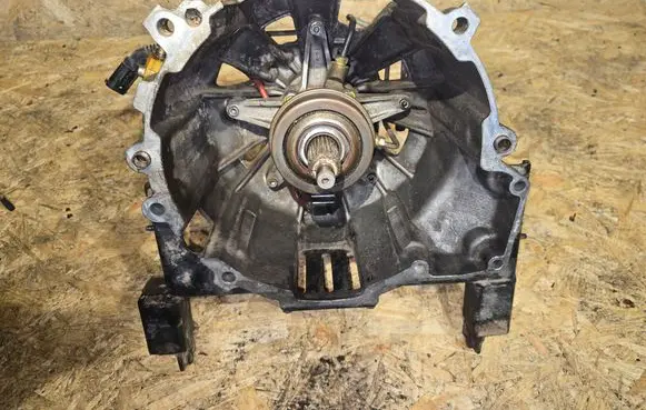 Maserati Coupe Clutch release bearing slave cylinder 234953 182952 184970