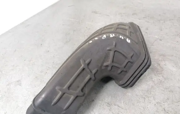 Audi A4 S4 B8 8K Air intake duct part 1021300S01