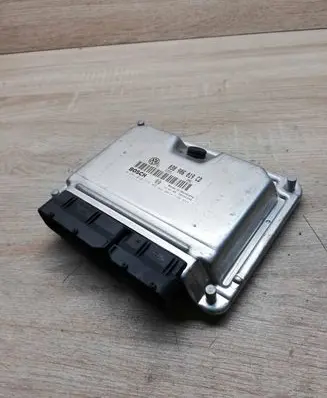 Volkswagen PASSAT B5 Engine control unit/module ECU 038906019CD 0281010218