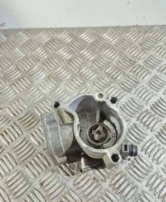 Volvo S60 Vacuum pump 31480558
