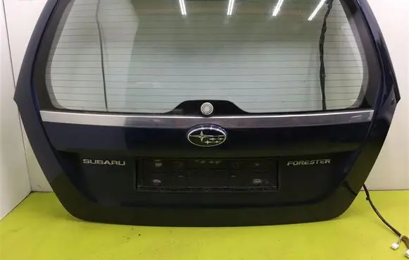 Subaru Forester SG Tailgate/trunk/boot lid