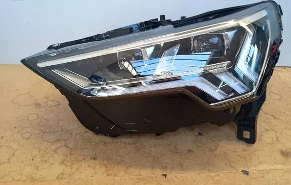 Audi Q3 F3 Headlight/headlamp 83A941035