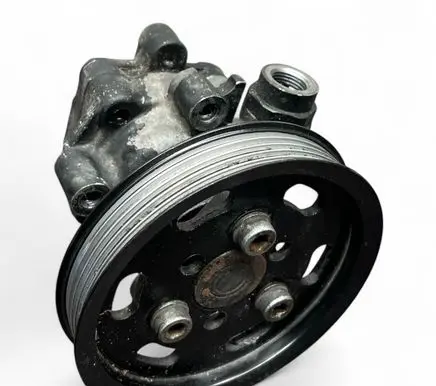 Skoda Superb B5 (3U) Power steering pump 8D0145156T