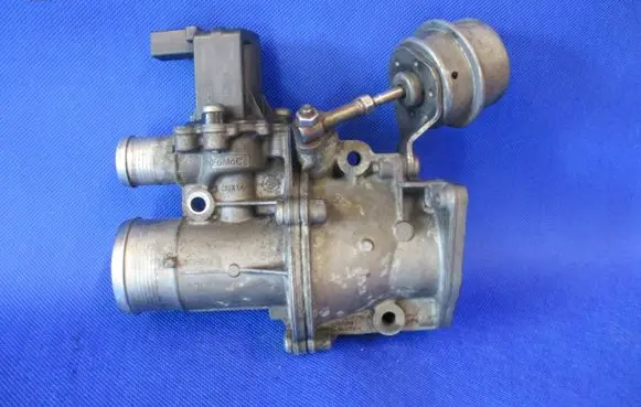 Jaguar XF X250 EGR valve 1045175S01 1110T285 70220704