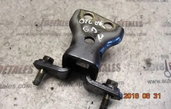 Mitsubishi Outlander Rear door upper hinge