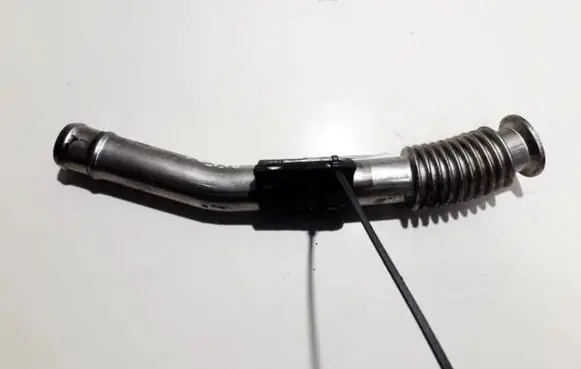 Opel Vectra B EGR valve line/pipe/hose 90570358 1601807