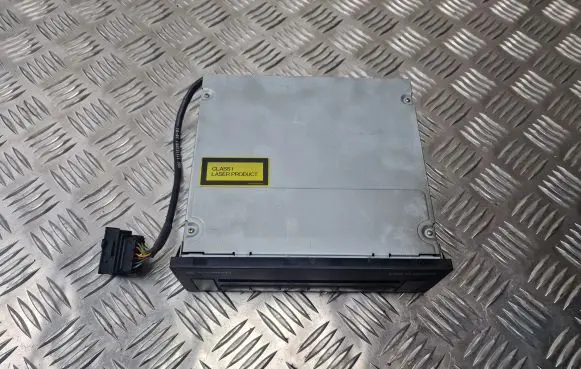 Volkswagen Touran I CD/DVD changer 1T0035110A