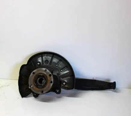 Volkswagen Touareg II Front wheel hub 7P6407246A