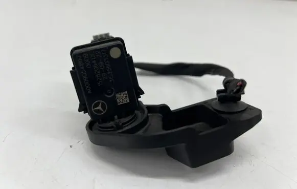 Mercedes-Benz CLA C118 X118 Air quality sensor A0009054807