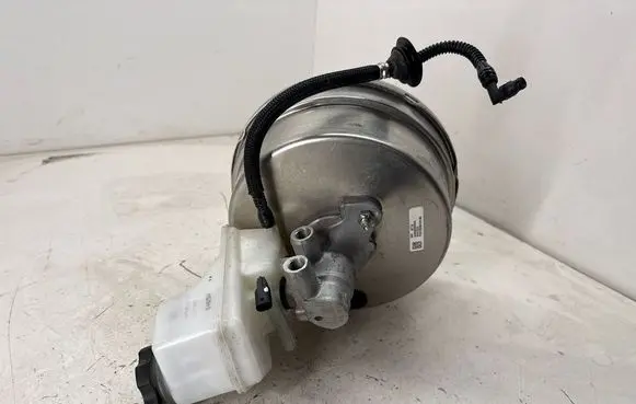 Chevrolet Camaro Brake booster 84614714 816157622
