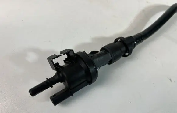 Mini One - Cooper F56 F55 Valve vacuum 7637268