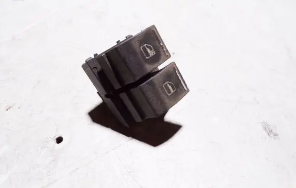 Volkswagen Touran I Electric window control switch 1K3959857