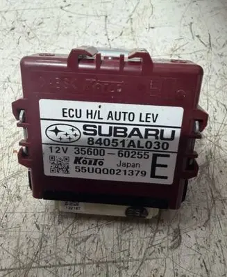 Subaru Outback (BS) Light module LCM 84051AL030 3560060255 55UQQ021379