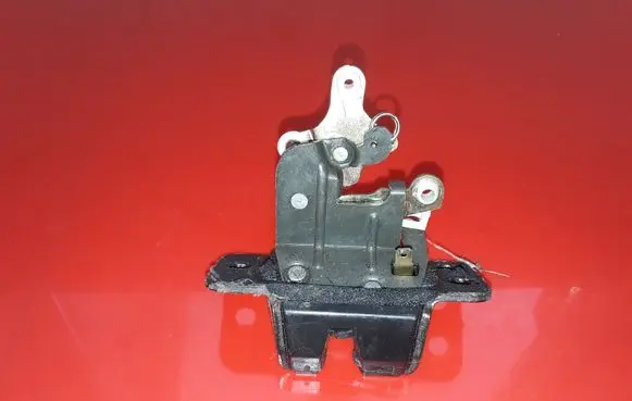 Hyundai Trajet Tailgate/trunk/boot lock/catch/latch NOCODE