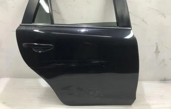 Mazda 6 Rear door