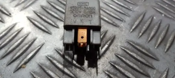 Hyundai Trajet Other relay 952253A000 95225-3A000