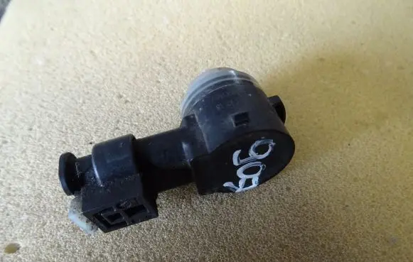 Mercedes-Benz Sprinter W907 W910 Parking PDC sensor A0009055504
