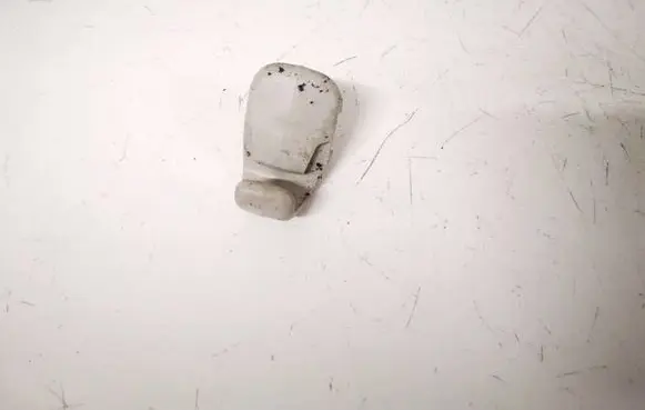 Sun visor clip/hook/bracket