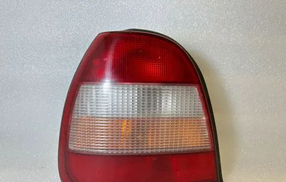 Nissan Sunny Rear/tail lights 22063324