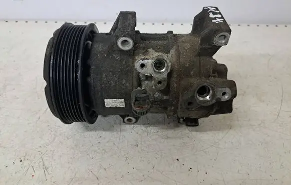 Toyota Avensis T250 Air conditioning (A/C) compressor (pump) 4472209396