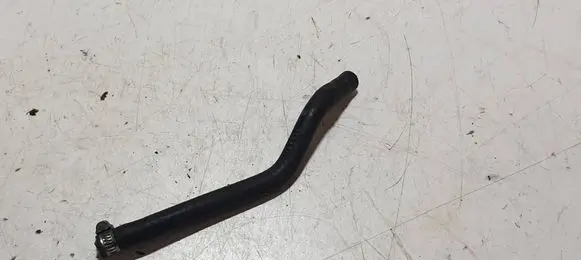Coolant pipe/hose