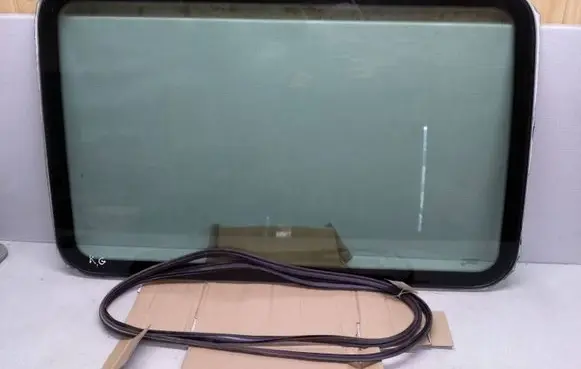 Opel Movano A Rear windscreen/windshield window 43R001583 AS2M3232DOT682