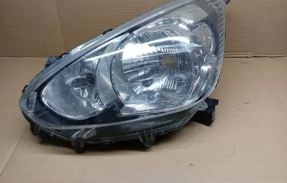 Mitsubishi Space Star Headlight/headlamp 