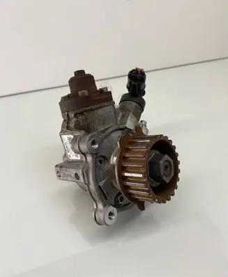 Peugeot Partner Fuel injection high pressure pump 0445010739 9811347380