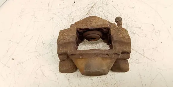 Opel Vectra B Rear brake caliper